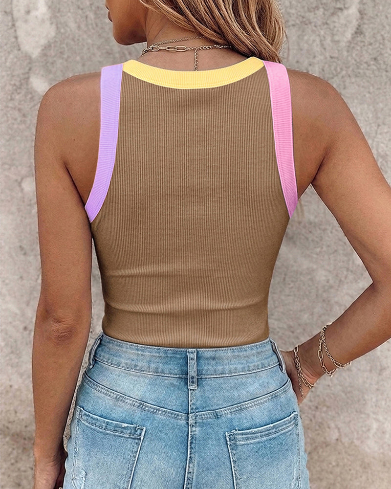 Top Con Camiseta Exterior