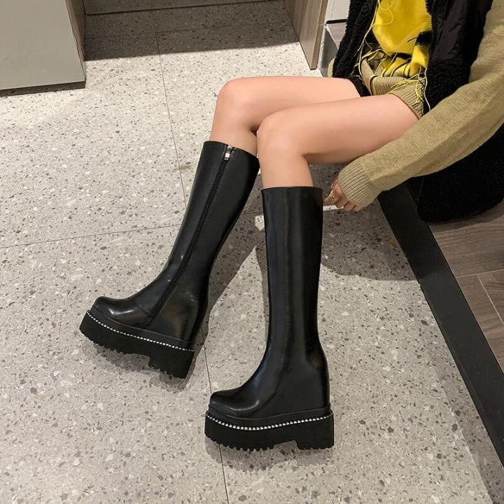 Botas Rugosas Altas